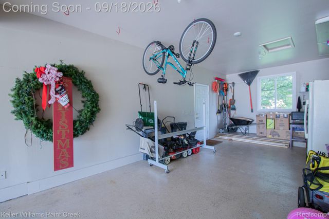 48583 Village Drive, Macomb Township, MI 48044