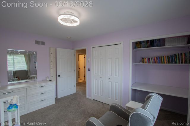48583 Village Drive, Macomb Township, MI 48044