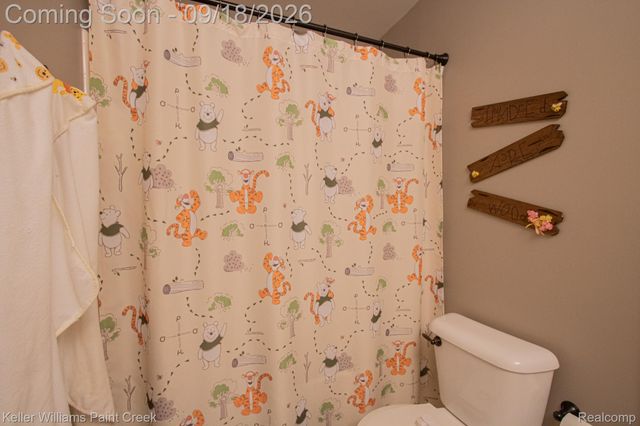 48583 Village Drive, Macomb Township, MI 48044