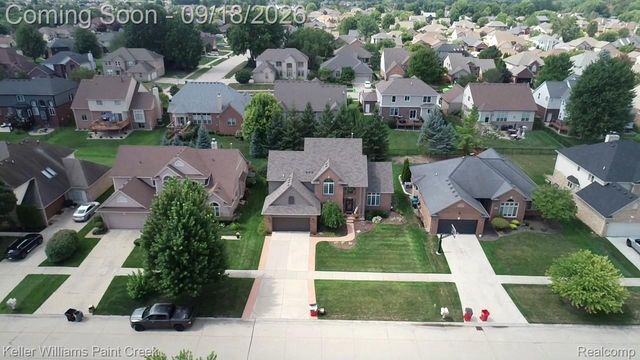 48583 Village Drive, Macomb Township, MI 48044