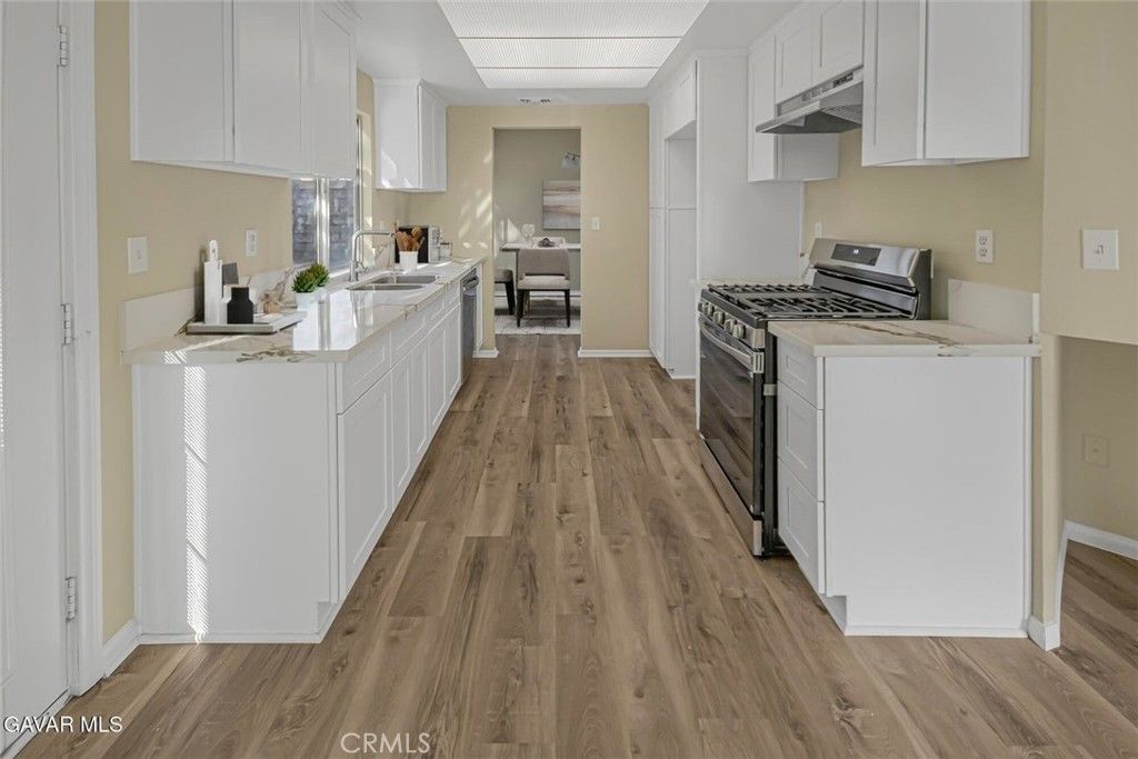 Image 10 of property listing at 2812 Minford, Lancaster, CA 93536