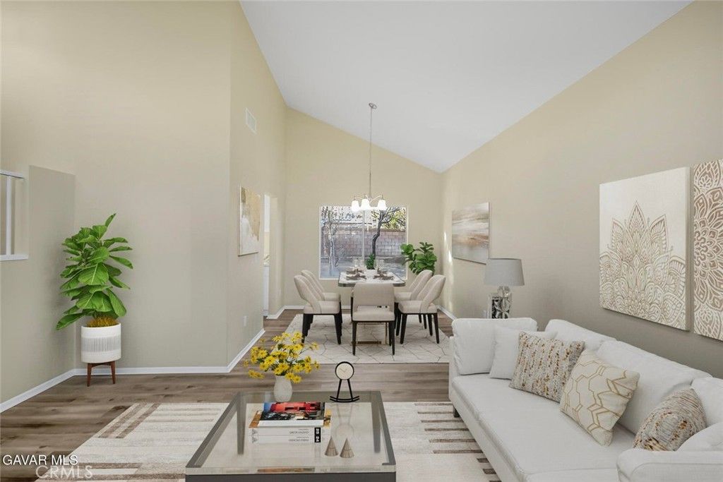 Image 2 of property listing at 2812 Minford, Lancaster, CA 93536