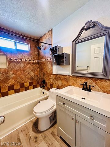 3960 Comb Court, Las Vegas, NV 89104