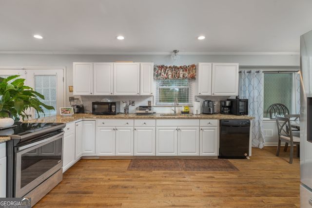 1422 Forest Hill Road, Macon, GA 31210