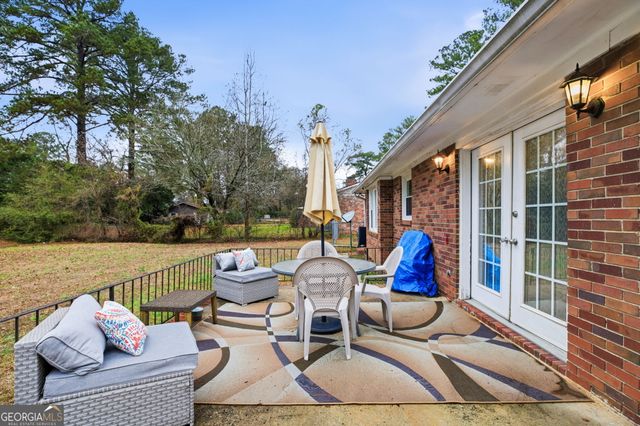 1422 Forest Hill Road, Macon, GA 31210