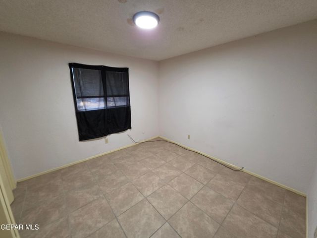 217 PALMARY Drive, El Paso, TX 79912