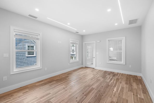 30 Pitman Rd 2, Swampscott, MA 01907