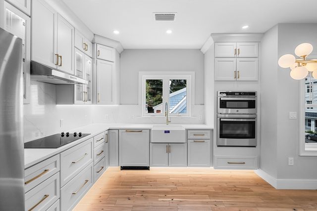 30 Pitman Rd 2, Swampscott, MA 01907