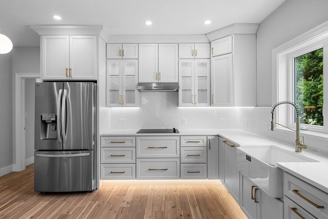 30 Pitman Rd 2, Swampscott, MA 01907