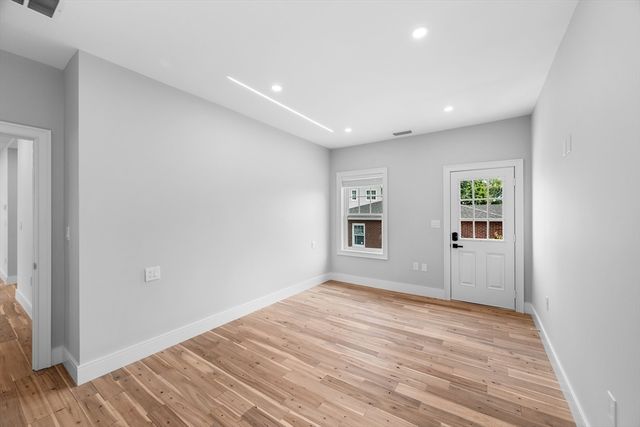30 Pitman Rd 2, Swampscott, MA 01907