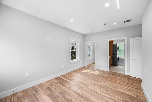 30 Pitman Rd 2, Swampscott, MA 01907