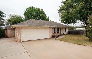 519 CHARLOTTE AVENUE, Burkburnett, TX 76354