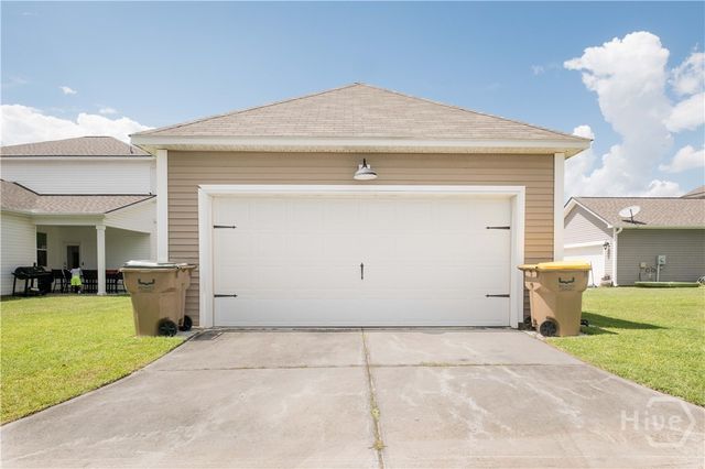 16 Dogwood Circle, Port Wentworth, GA 31407