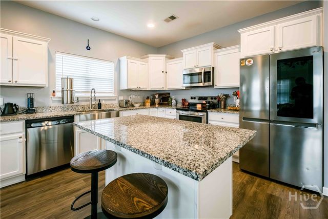 16 Dogwood Circle, Port Wentworth, GA 31407