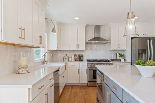 5728 Cloverland Pl, Brentwood, TN 37027