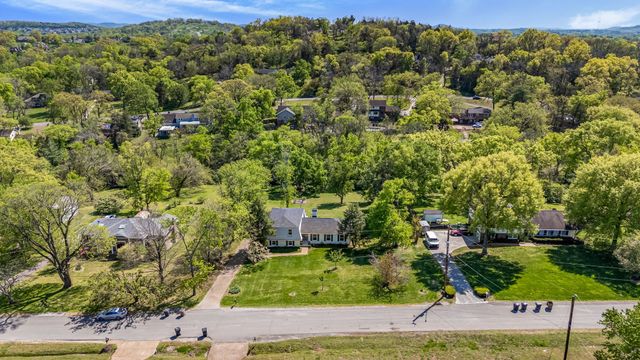 5728 Cloverland Pl, Brentwood, TN 37027