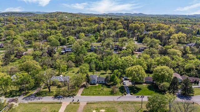 5728 Cloverland Pl, Brentwood, TN 37027