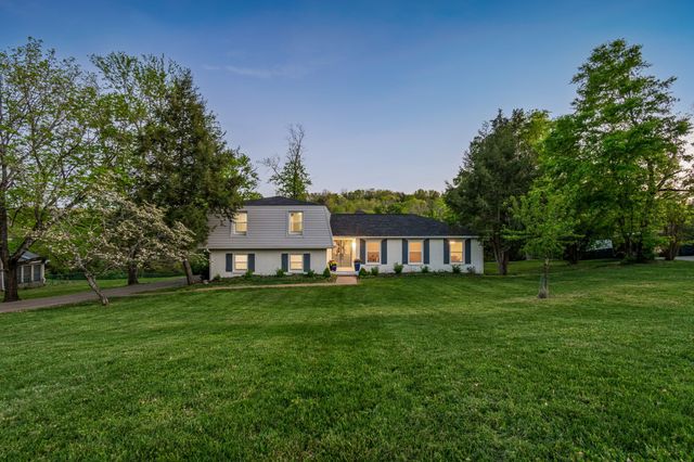 5728 Cloverland Pl, Brentwood, TN 37027