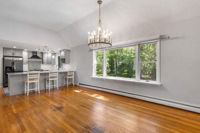 2 Fairway Circle, Sandwich, MA 02563