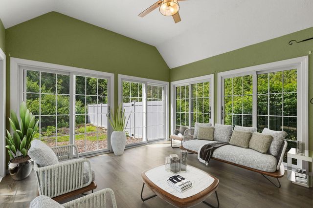 2 Fairway Circle, Sandwich, MA 02563