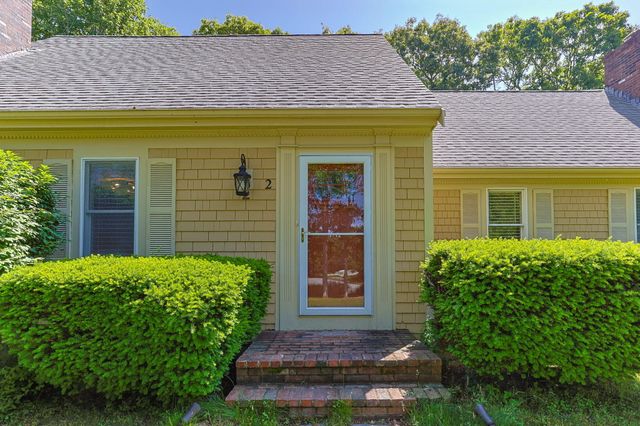 2 Fairway Circle, Sandwich, MA 02563