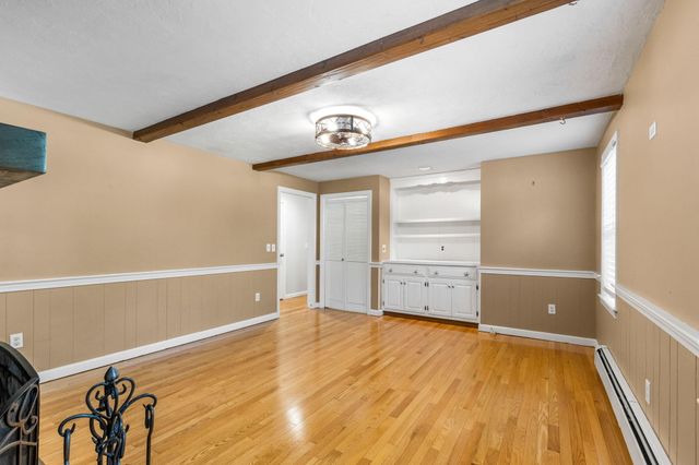 2 Fairway Circle, Sandwich, MA 02563