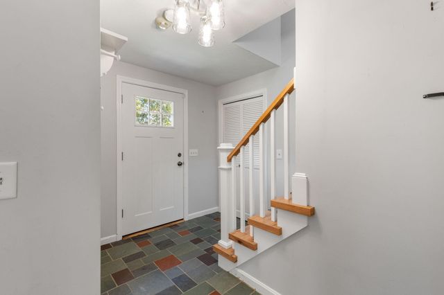 2 Fairway Circle, Sandwich, MA 02563