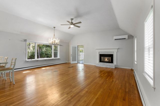 2 Fairway Circle, Sandwich, MA 02563