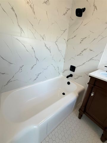 1848 Portsmouth Street 3, Houston, TX 77098