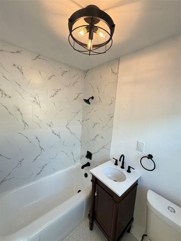 1848 Portsmouth Street 3, Houston, TX 77098