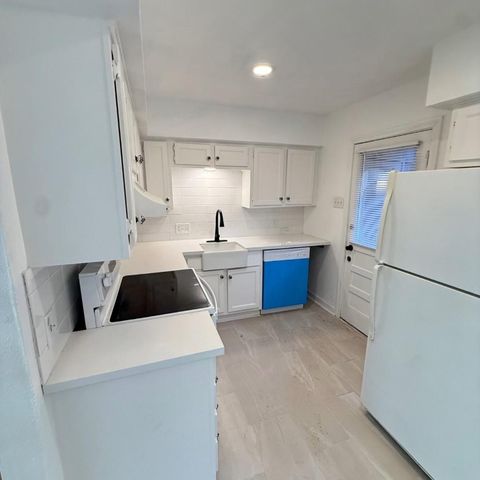 1848 Portsmouth Street 3, Houston, TX 77098