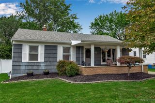 152 Burmon Drive, Orchard Park, NY 14127