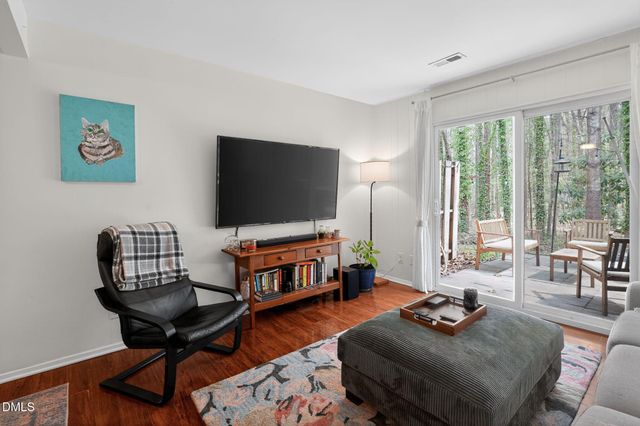 220 Elizabeth Street Apt A15, Chapel Hill, NC 27514