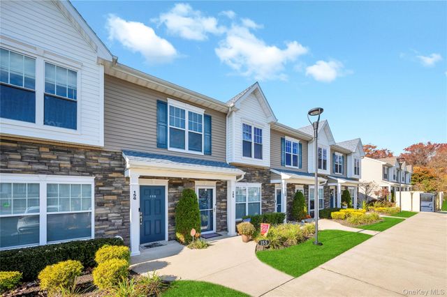 156 Ashley Court, Central Islip, NY 11722
