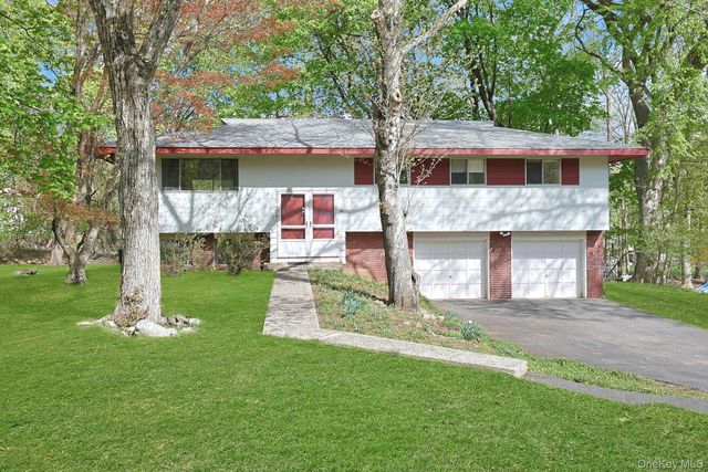 44 N Southgate Drive, Spring Valley, NY 10977