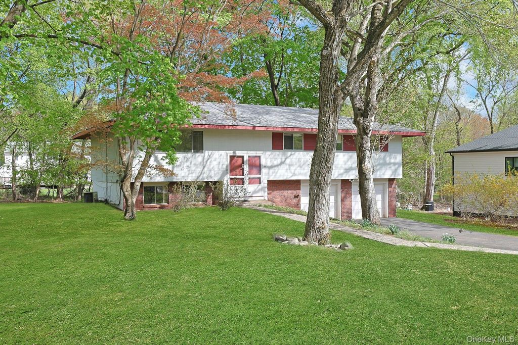 44 N Southgate Drive, Spring Valley, NY 10977