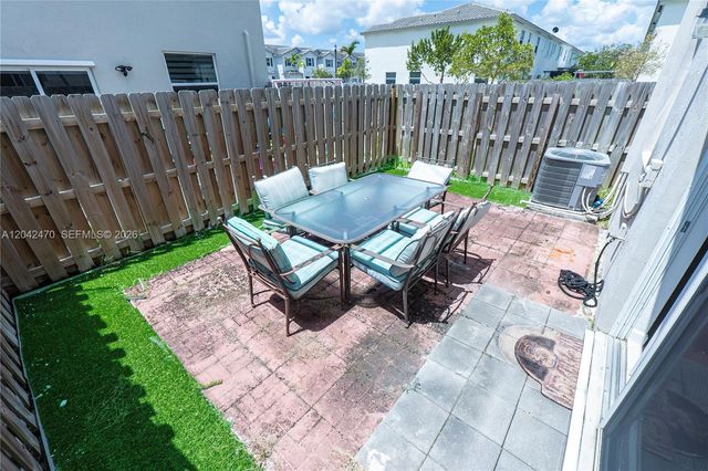 2630 SE 12th St, Homestead, FL 33035