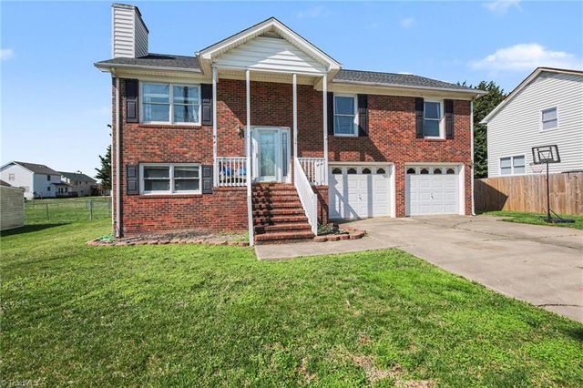 3904 Riverdale Drive, Greensboro, NC 27406