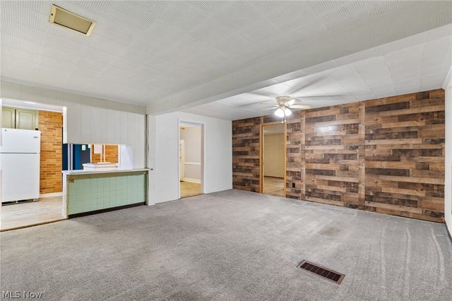 3213 Regent Avenue NE, Canton, OH 44705