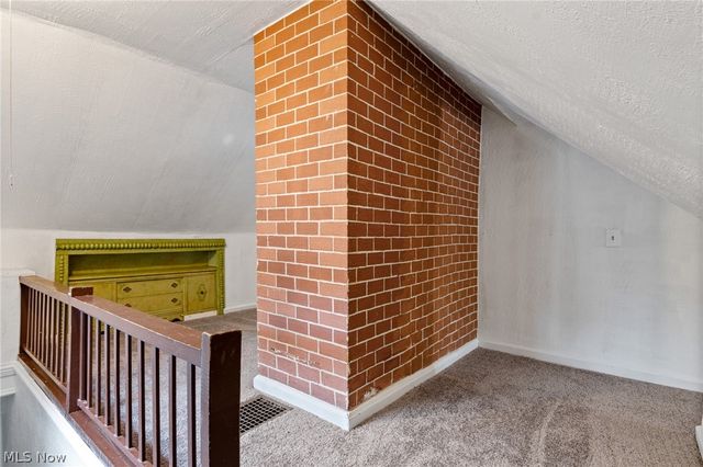 3213 Regent Avenue NE, Canton, OH 44705