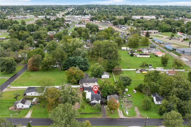 3213 Regent Avenue NE, Canton, OH 44705