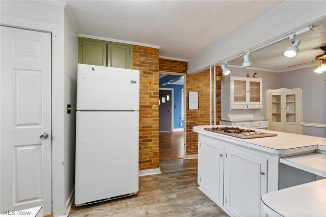 3213 Regent Avenue NE, Canton, OH 44705
