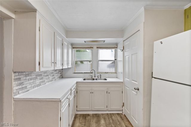 3213 Regent Avenue NE, Canton, OH 44705