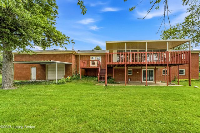 1712 Bass Cir, La Grange, KY 40031