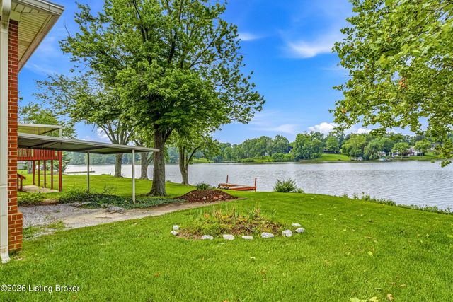 1712 Bass Cir, La Grange, KY 40031
