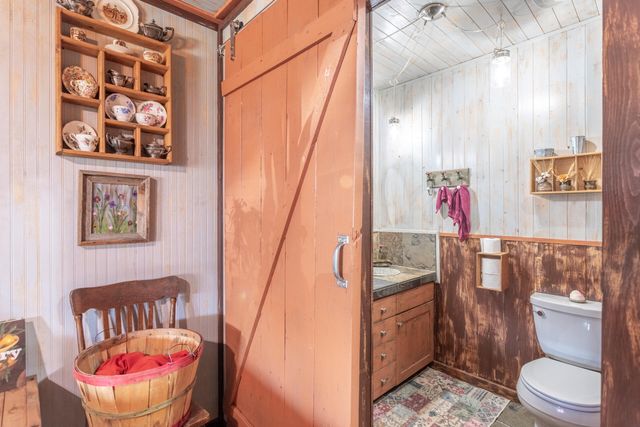 21322 Park Elm Lane, Anderson, CA 96007