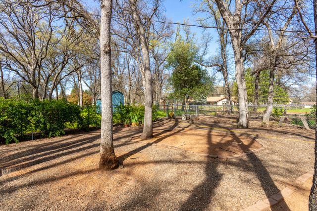 21322 Park Elm Lane, Anderson, CA 96007