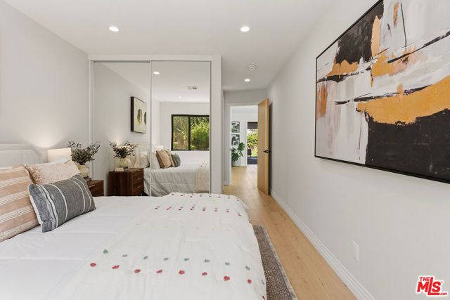 23935 Park Belmonte, Calabasas, CA 91302