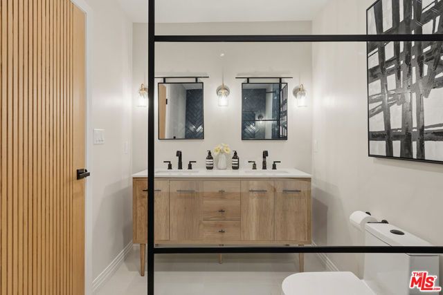 23935 Park Belmonte, Calabasas, CA 91302