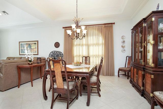 9009 Houndslake Court, Port St Lucie, FL 34986